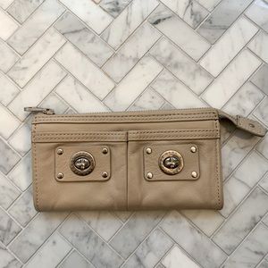 Marc By Marc Jacobs nude wallet